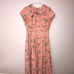 Down east floral retro dress.